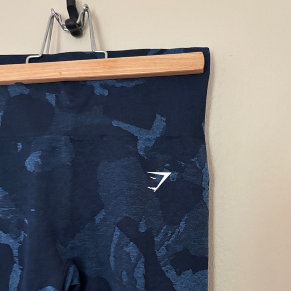 Gymshark Dark Blue Patterned Leggings - Picture 1 of 4